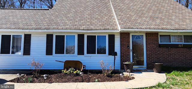 107 Vermillion Drive, Levittown