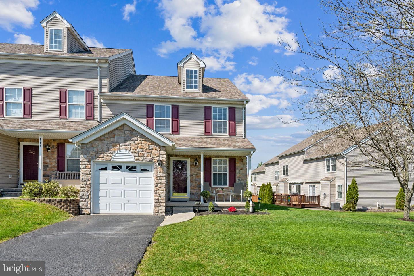 334 Cedar Waxwing Drive, Warrington