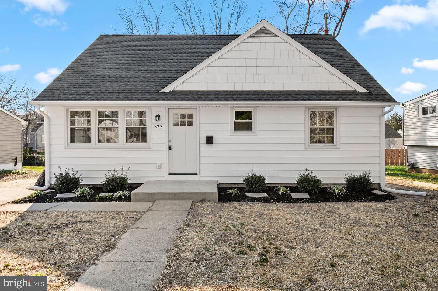327 Prospect Avenue, Morrisville