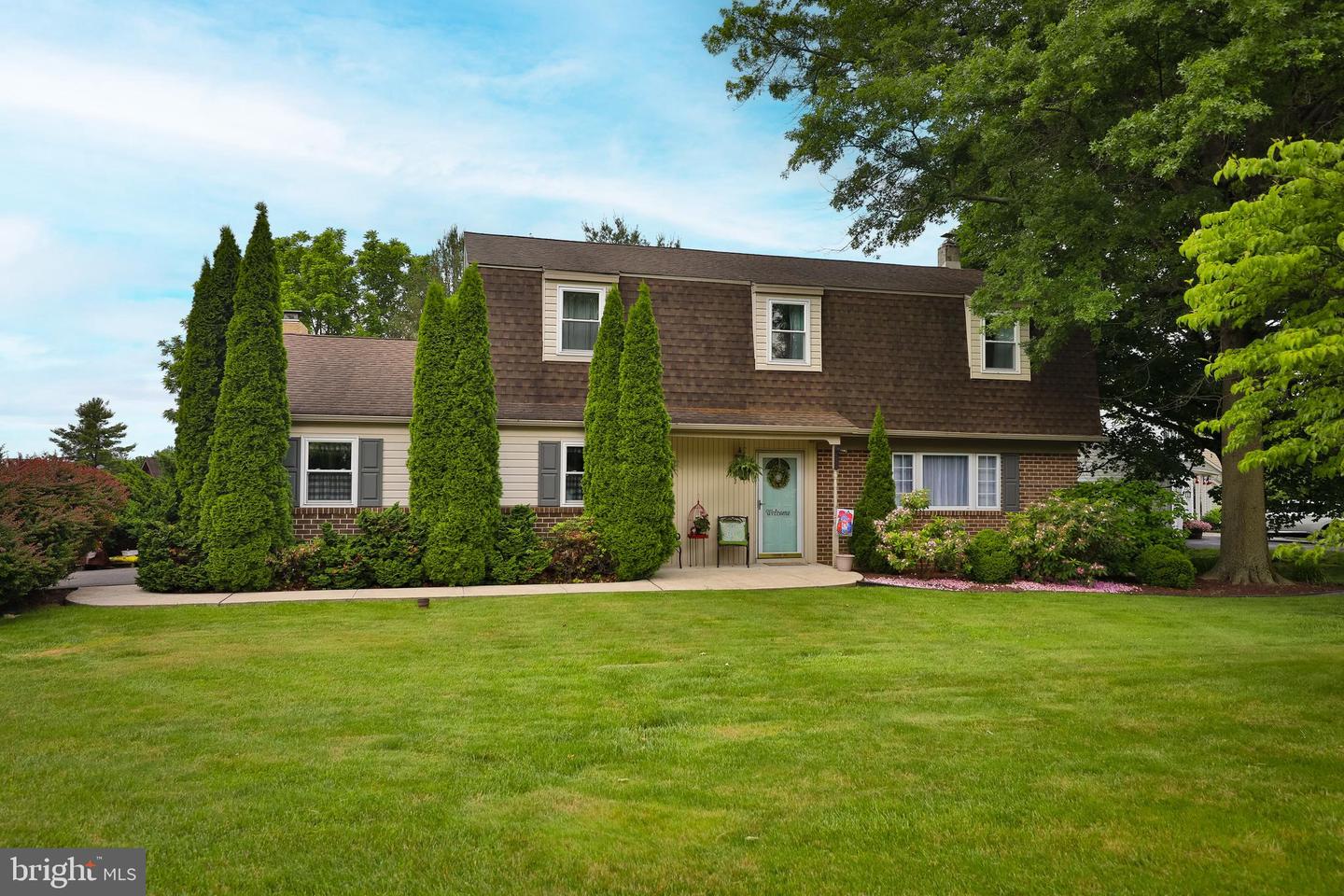 28 W Hillcrest Avenue, Chalfont