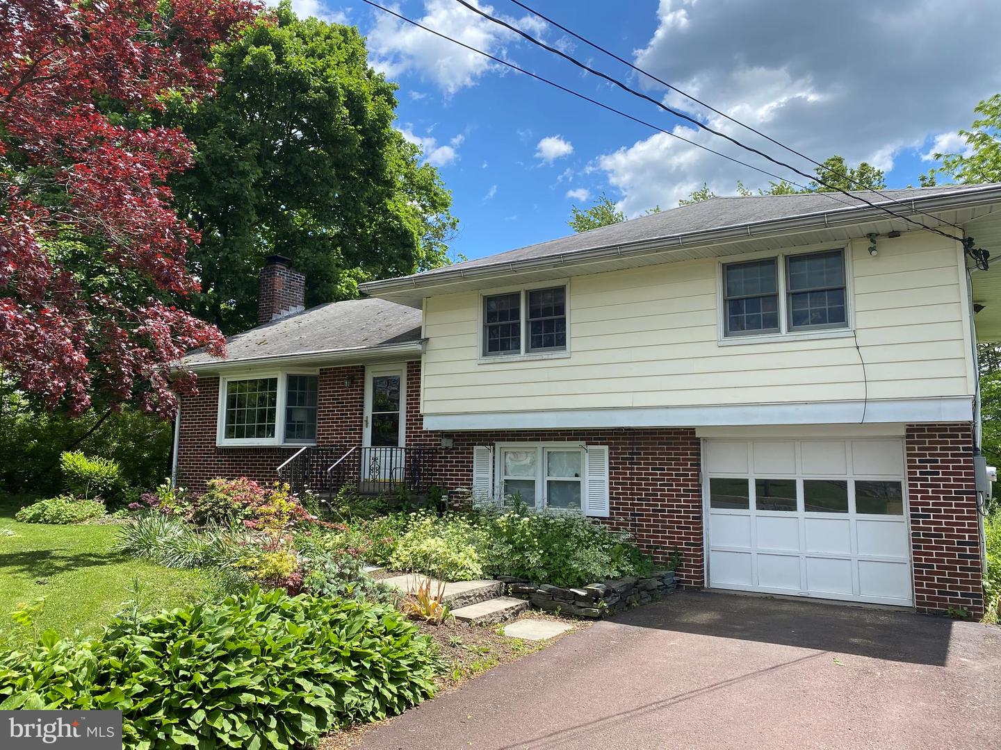 522 W Cherry Road, Quakertown