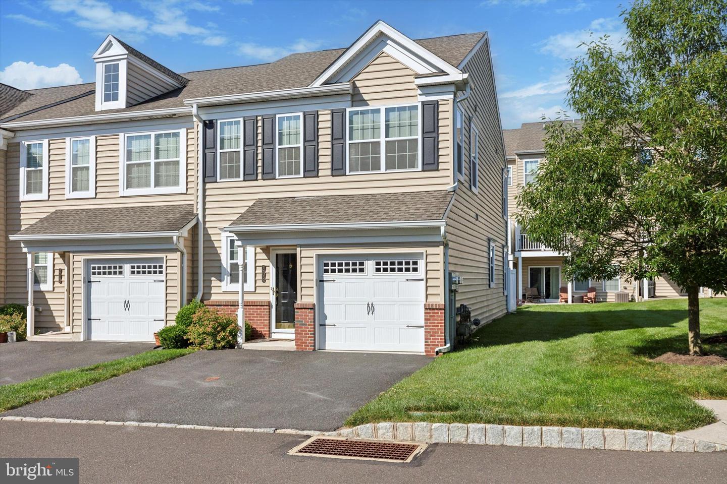 208 Moore Court, Sellersville