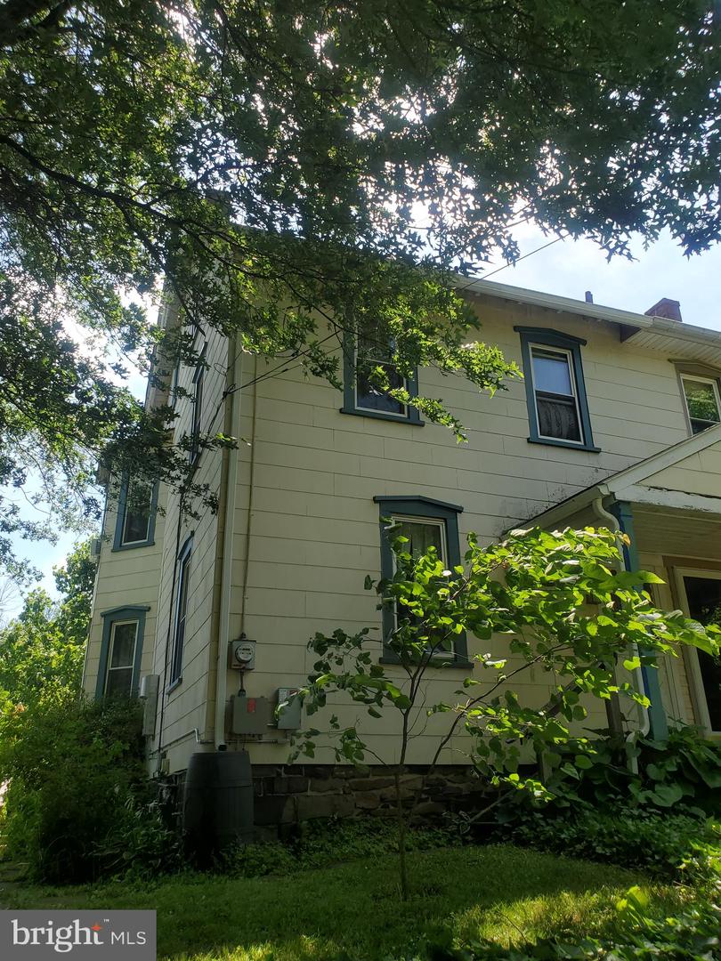 442 Lawn Avenue, Sellersville
