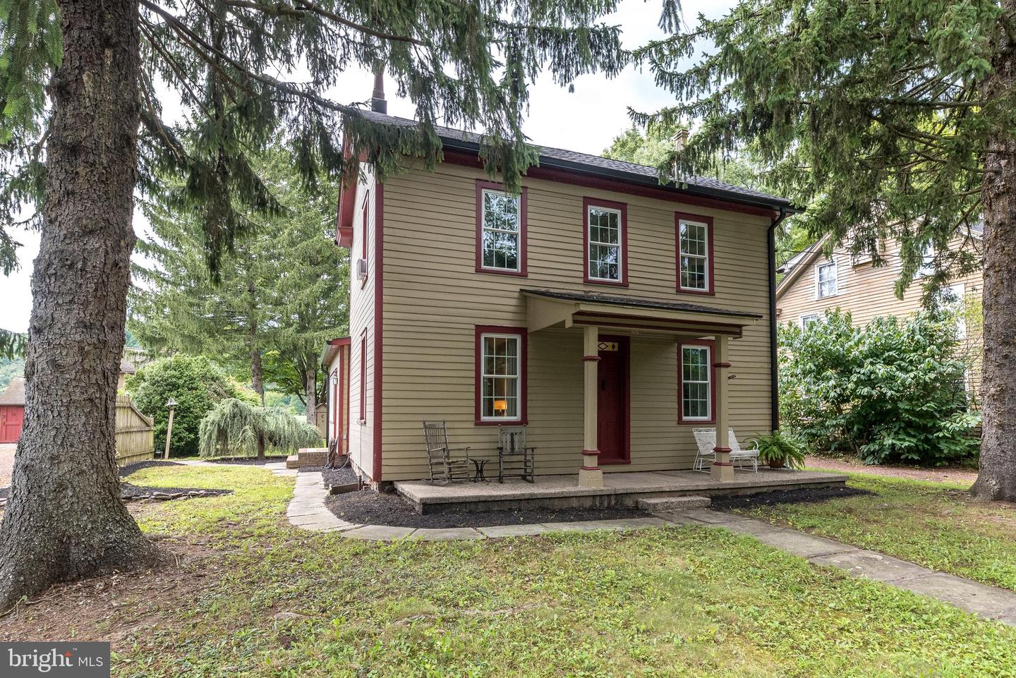 1055 River Road, Upper Black Eddy