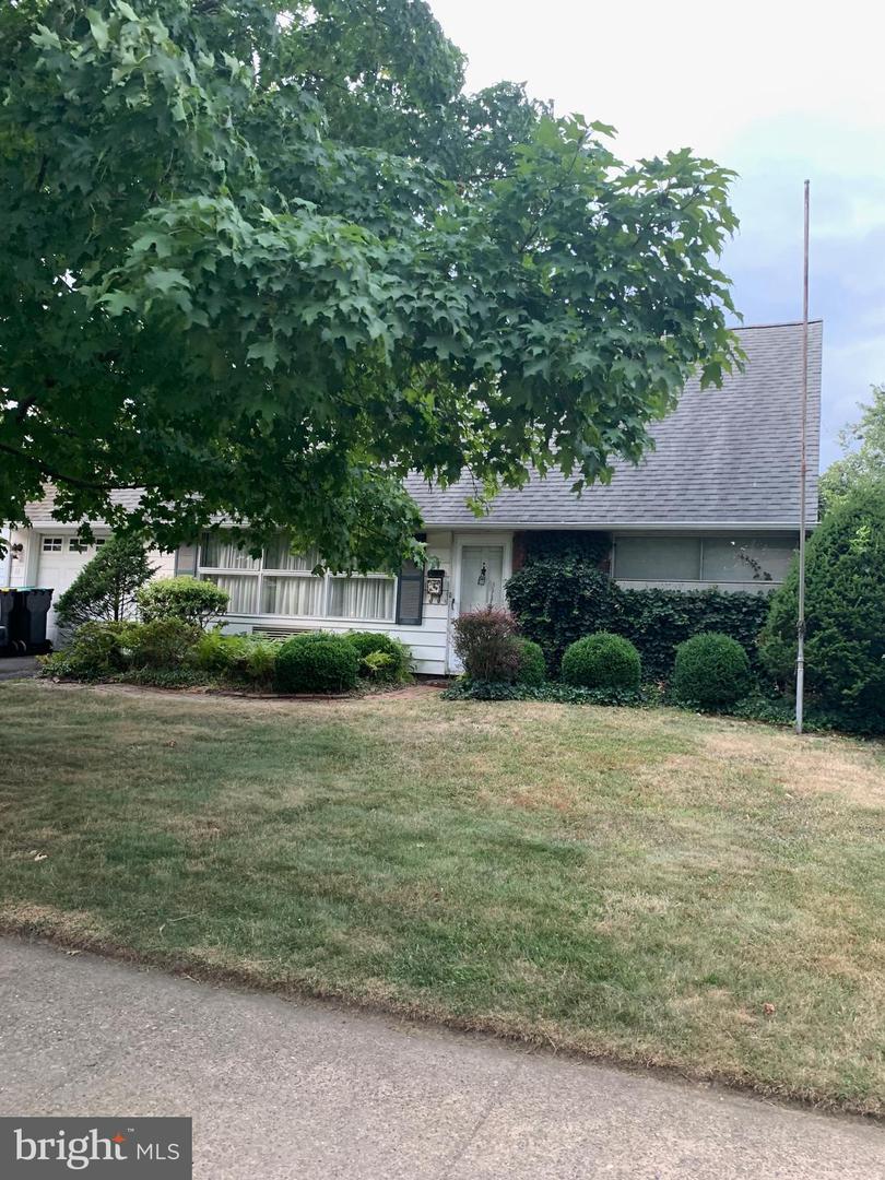 65 Kenwood Drive N #N, Levittown