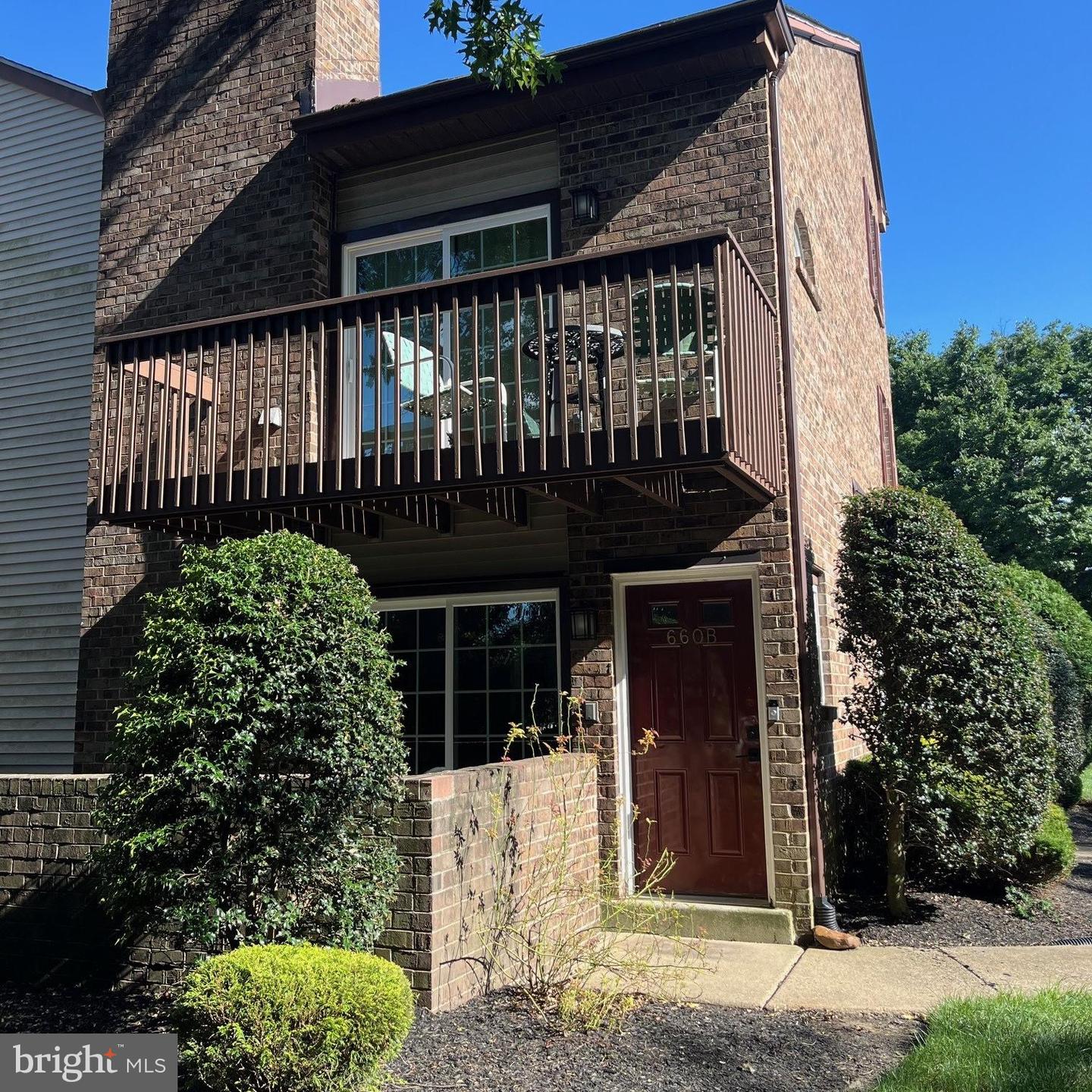 660 Woodford Lane, Yardley