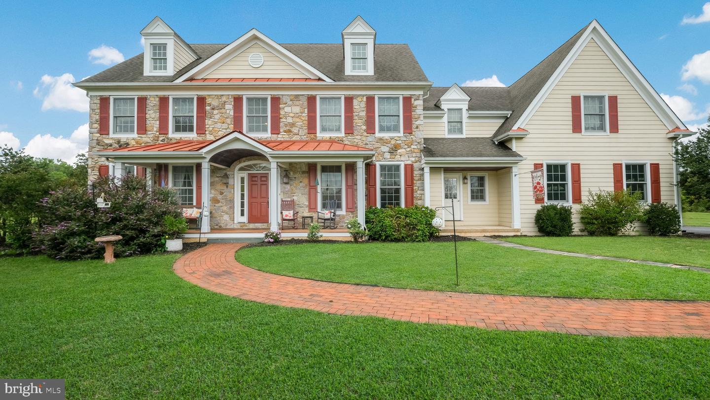 4602 Smith Road, Furlong