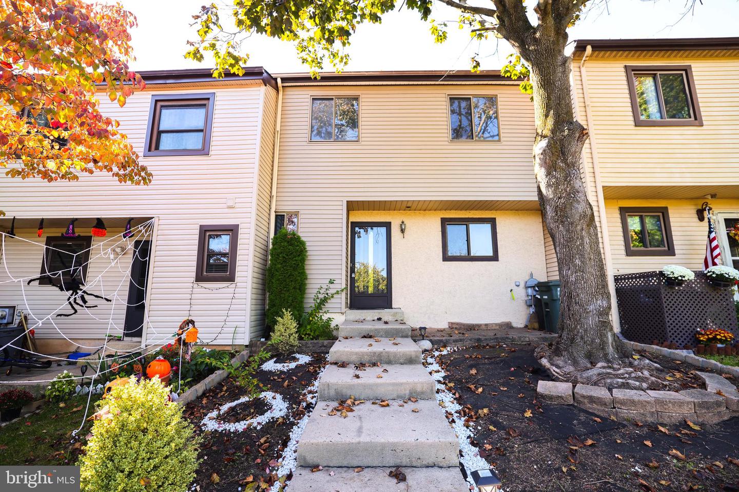 150 Knox Court, Southampton