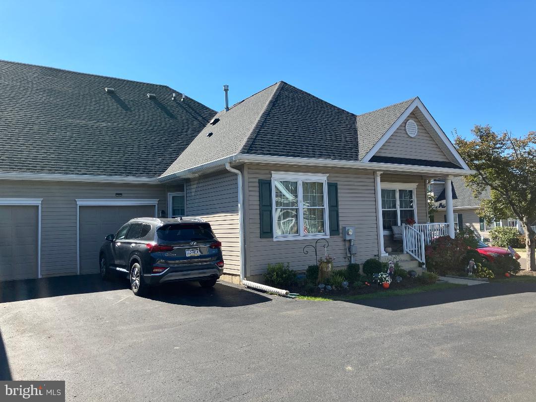 16 Freedom Lane, Bensalem