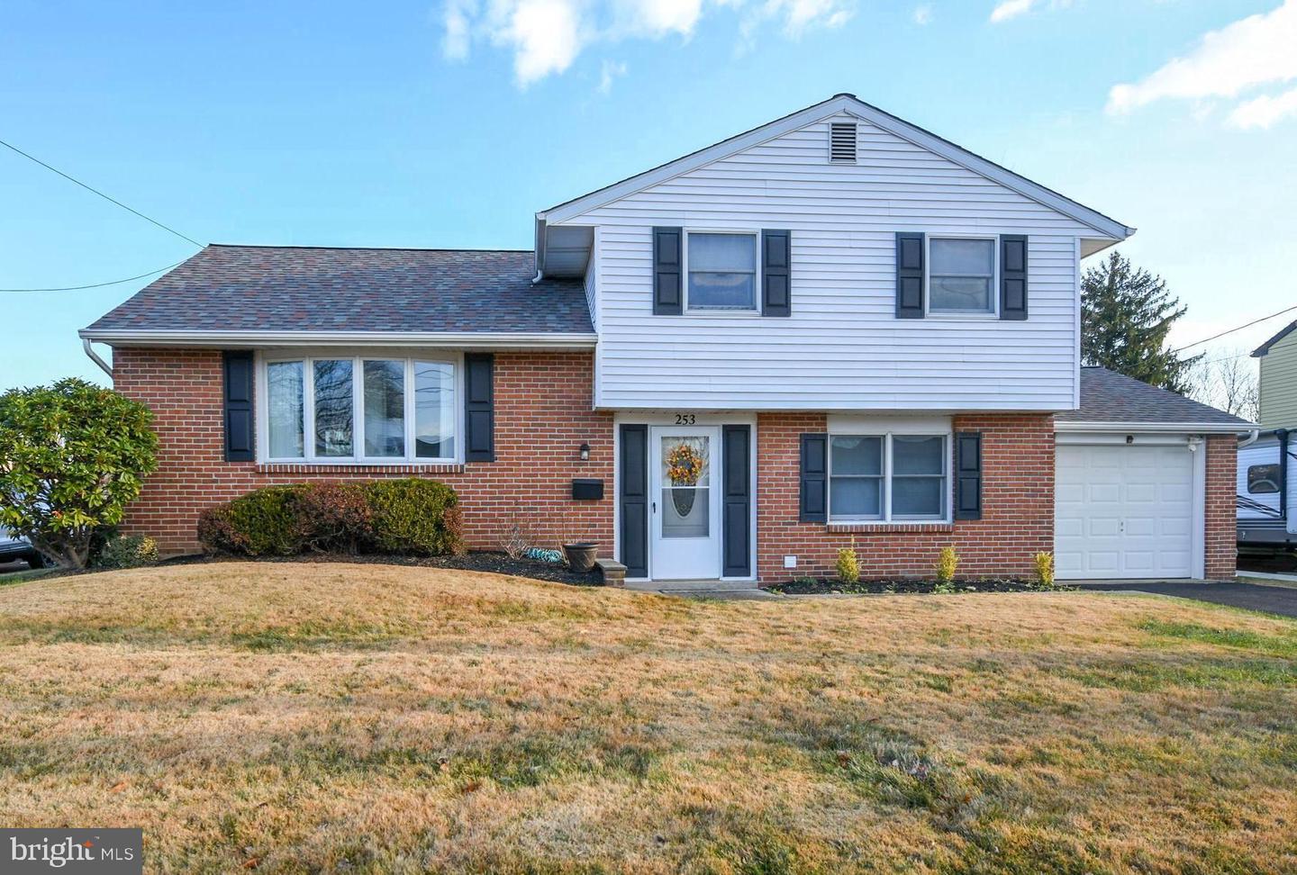 253 Sharpless Road, Southampton