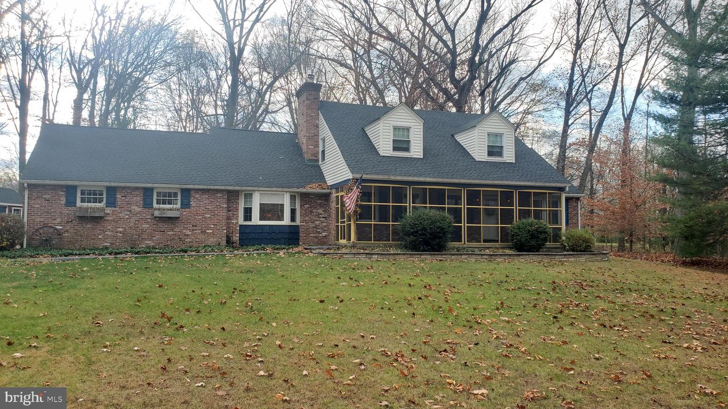 81 Sandywood Drive, Doylestown