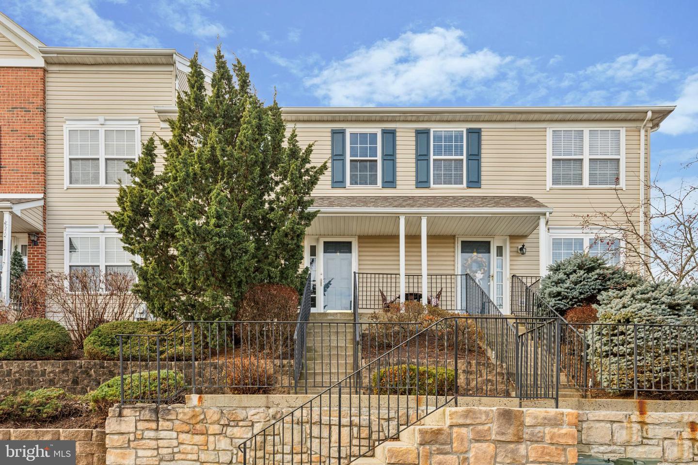 827 Purple Martin Court #225, Warrington
