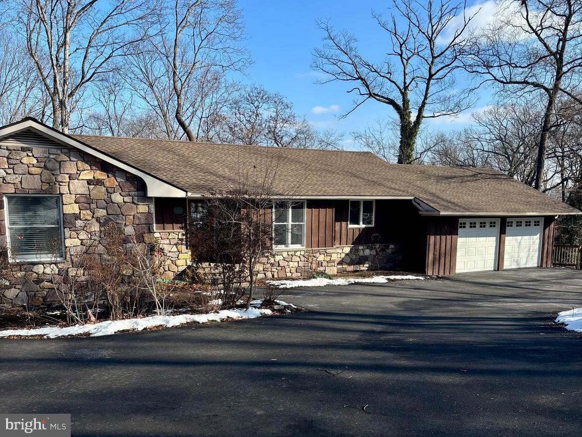 6683 Chapel Road, New Hope