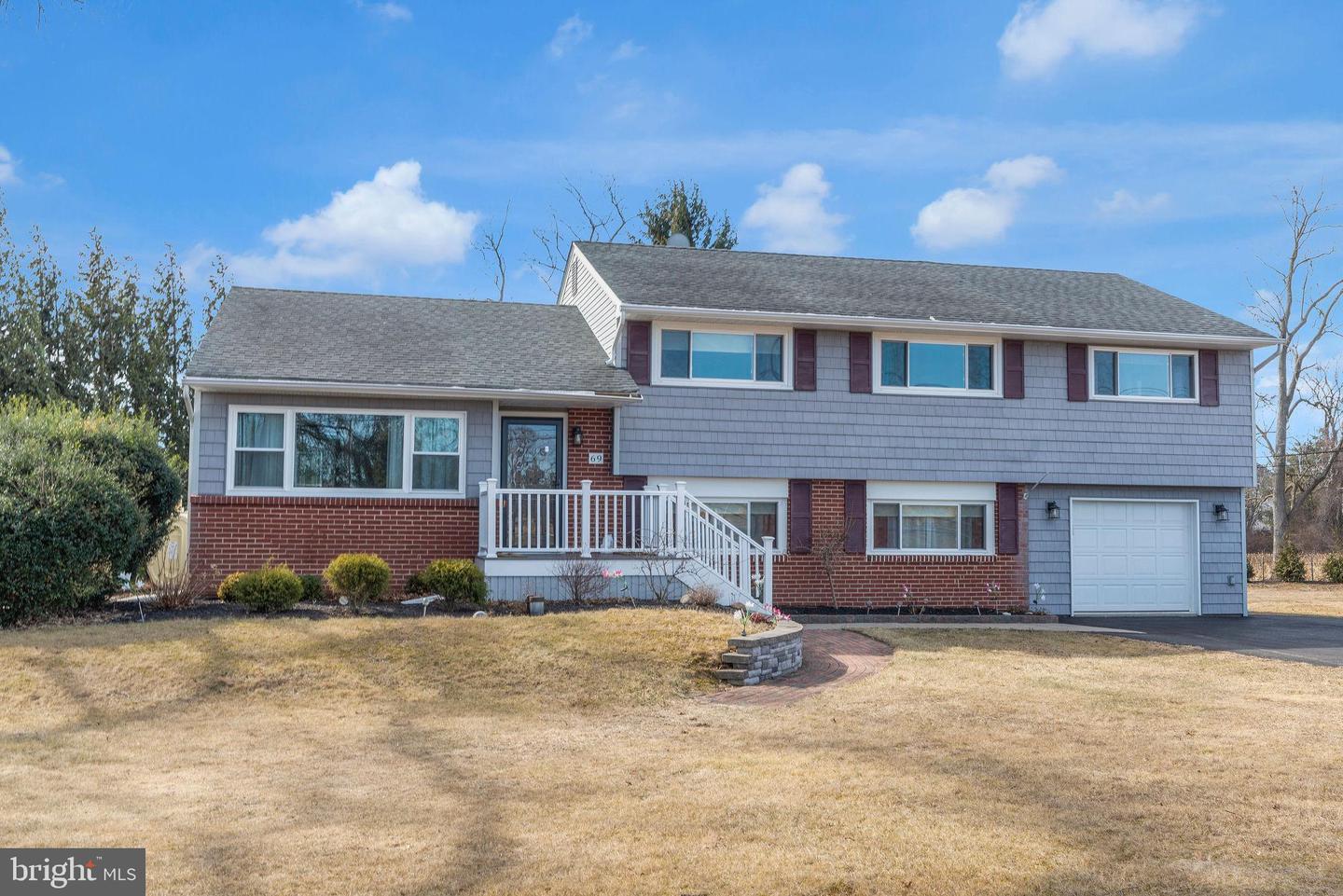 69 Upper Hilltop Road, Yardley