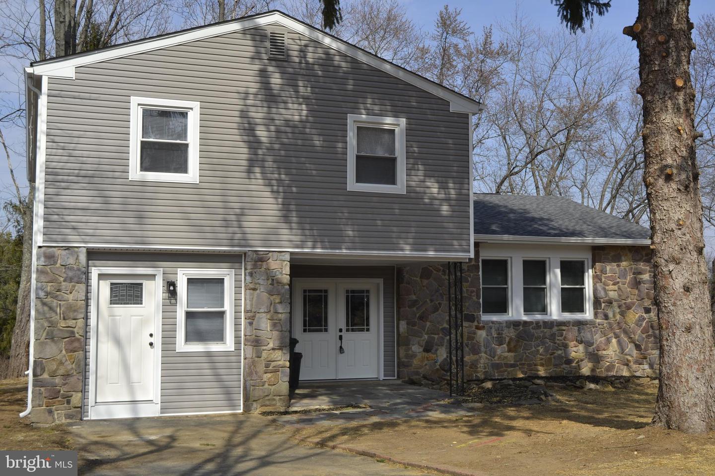 1320 Clover Lane, Feasterville Trevose