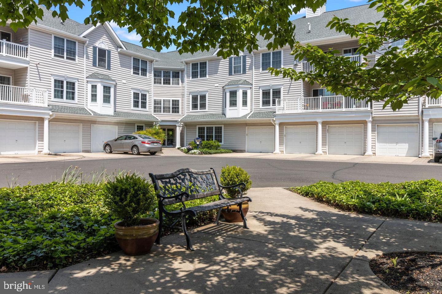 42 W College Avenue #319, Yardley