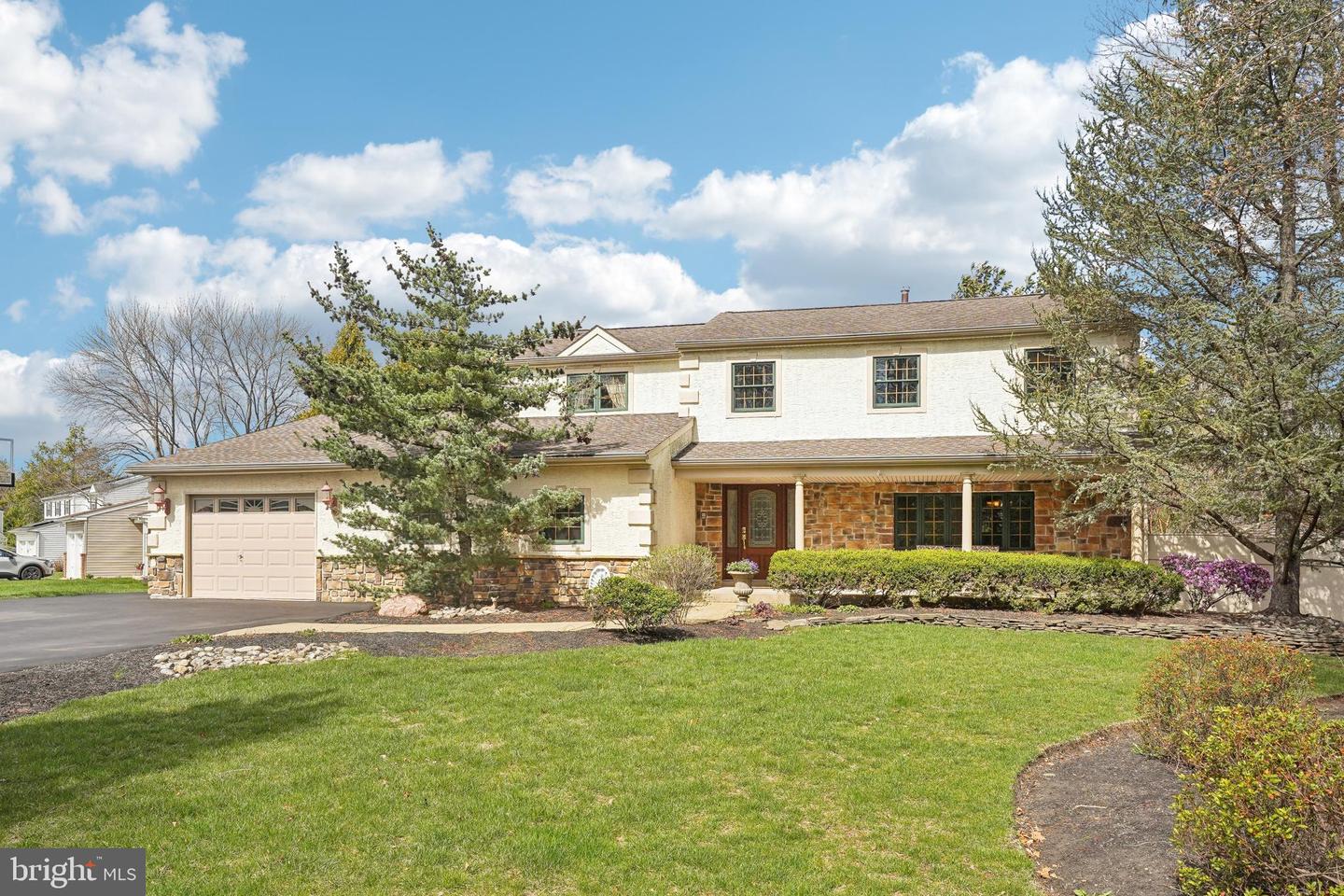 335 Beaver Road, Southampton