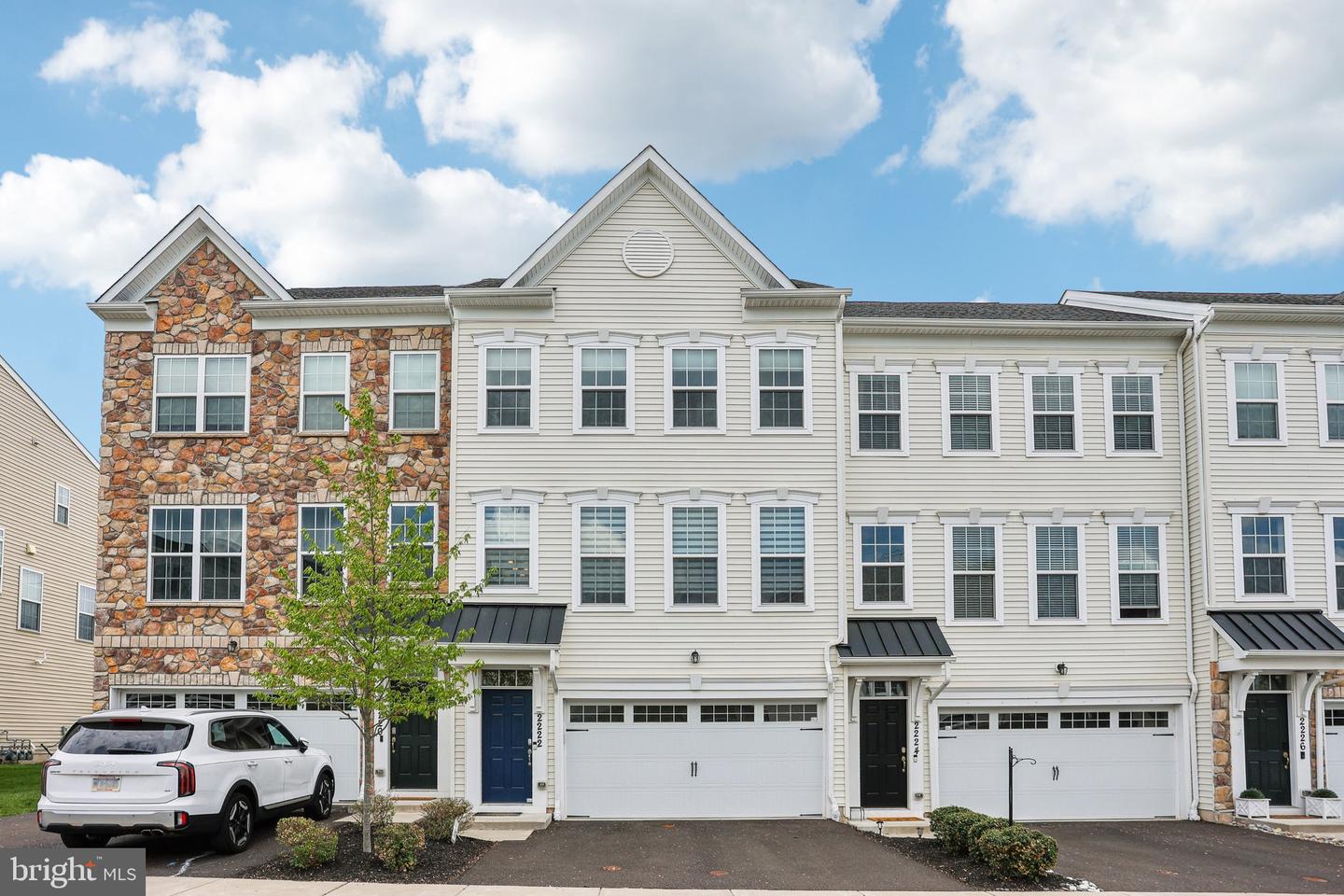 2222 Matts Way, Warrington