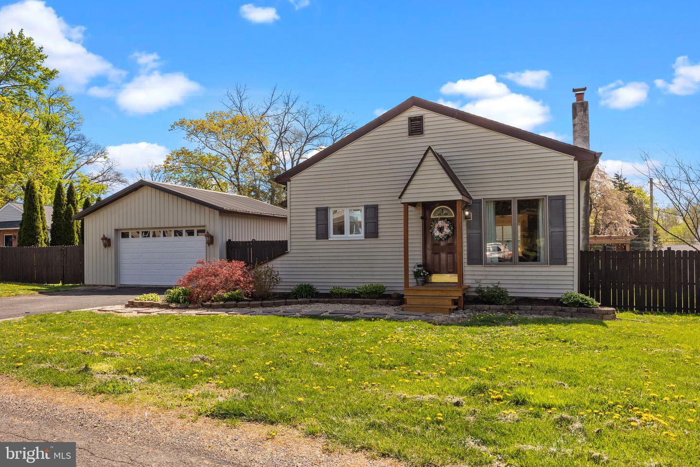 721 Neshaminy Avenue, Warrington