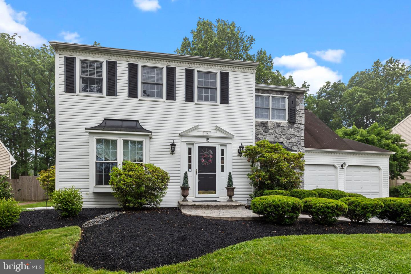 18 Treeline Drive, Holland