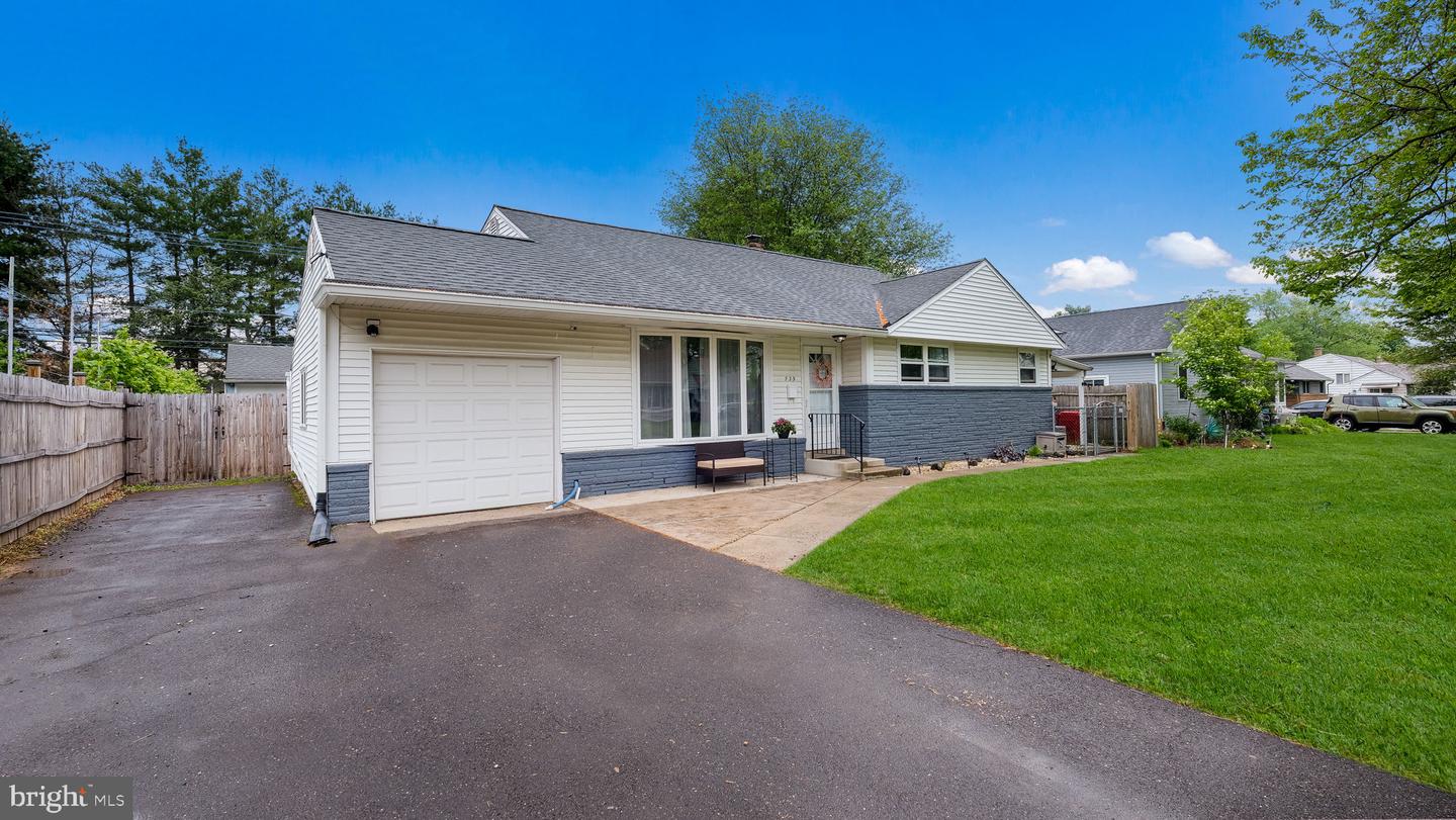 739 Cypress Road, Warminster