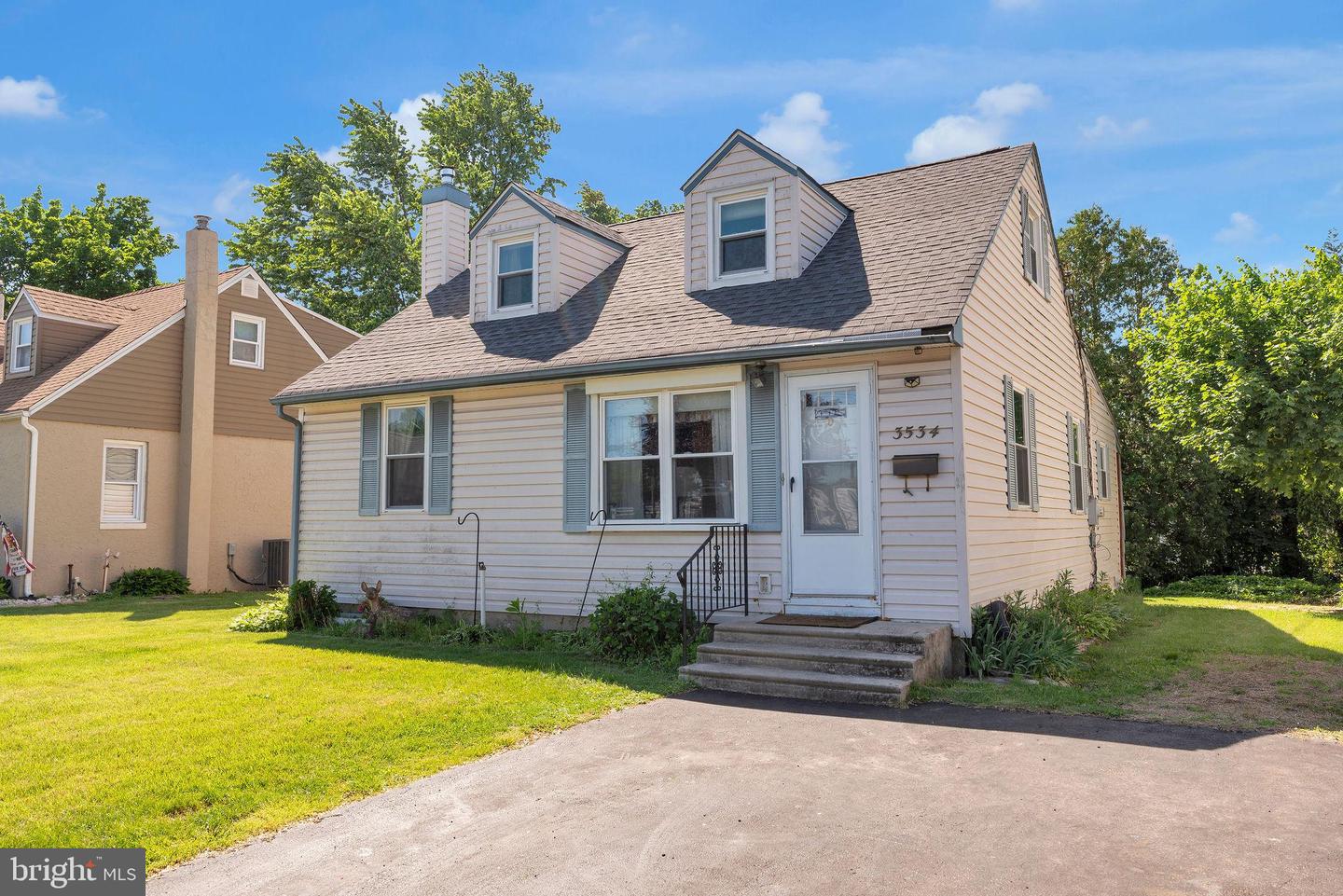 3534 Carnarvon Avenue, Bristol