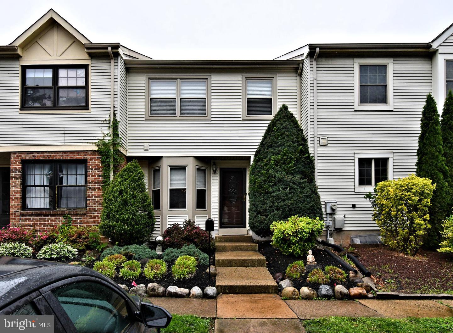 305 Ward Court, Southampton