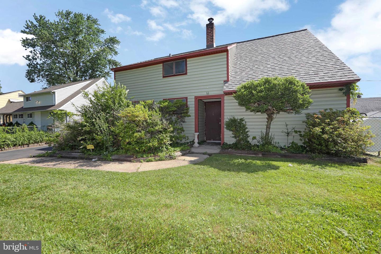 12 Geranium Road, Levittown