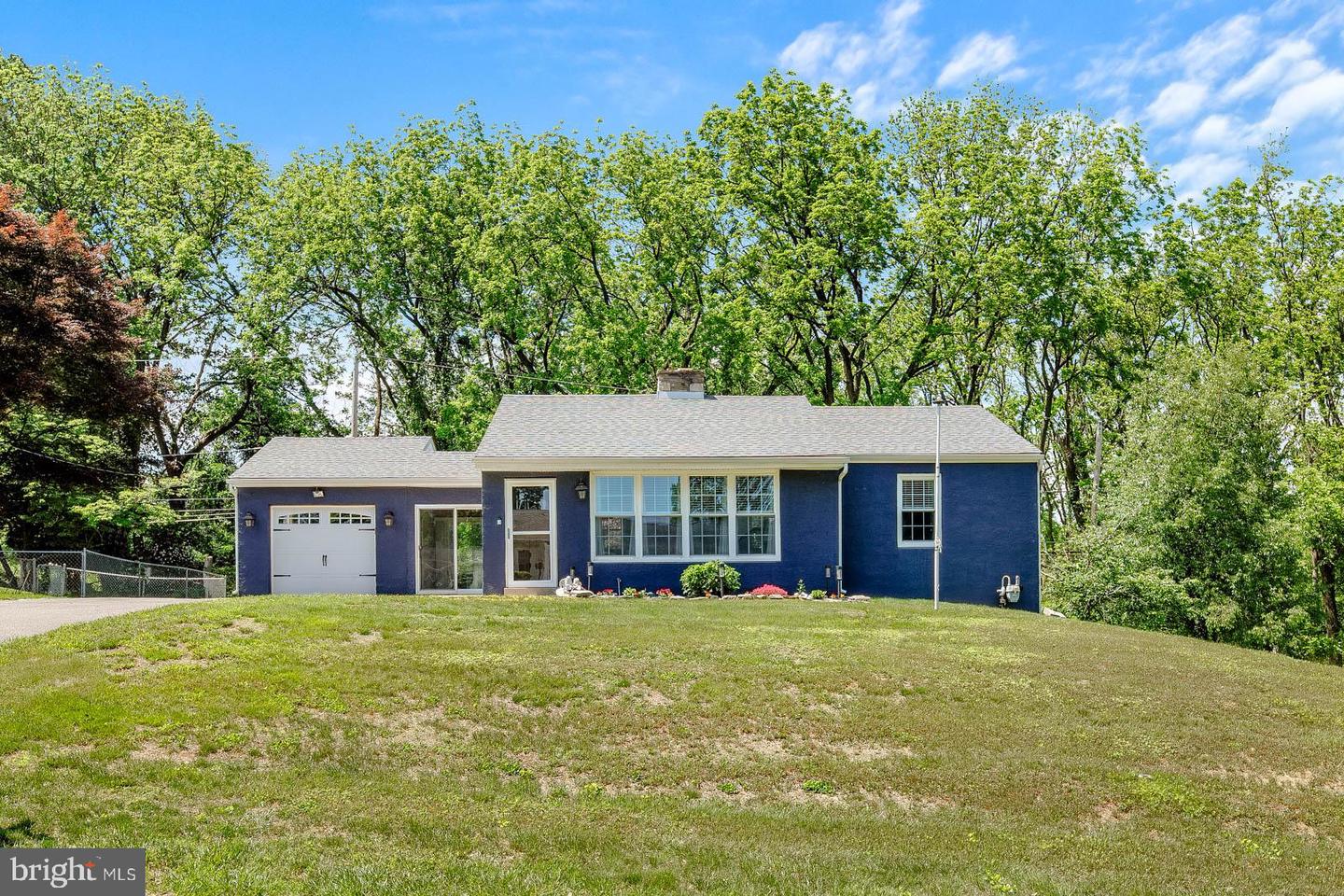 221 Brookside Drive, Feasterville Trevose