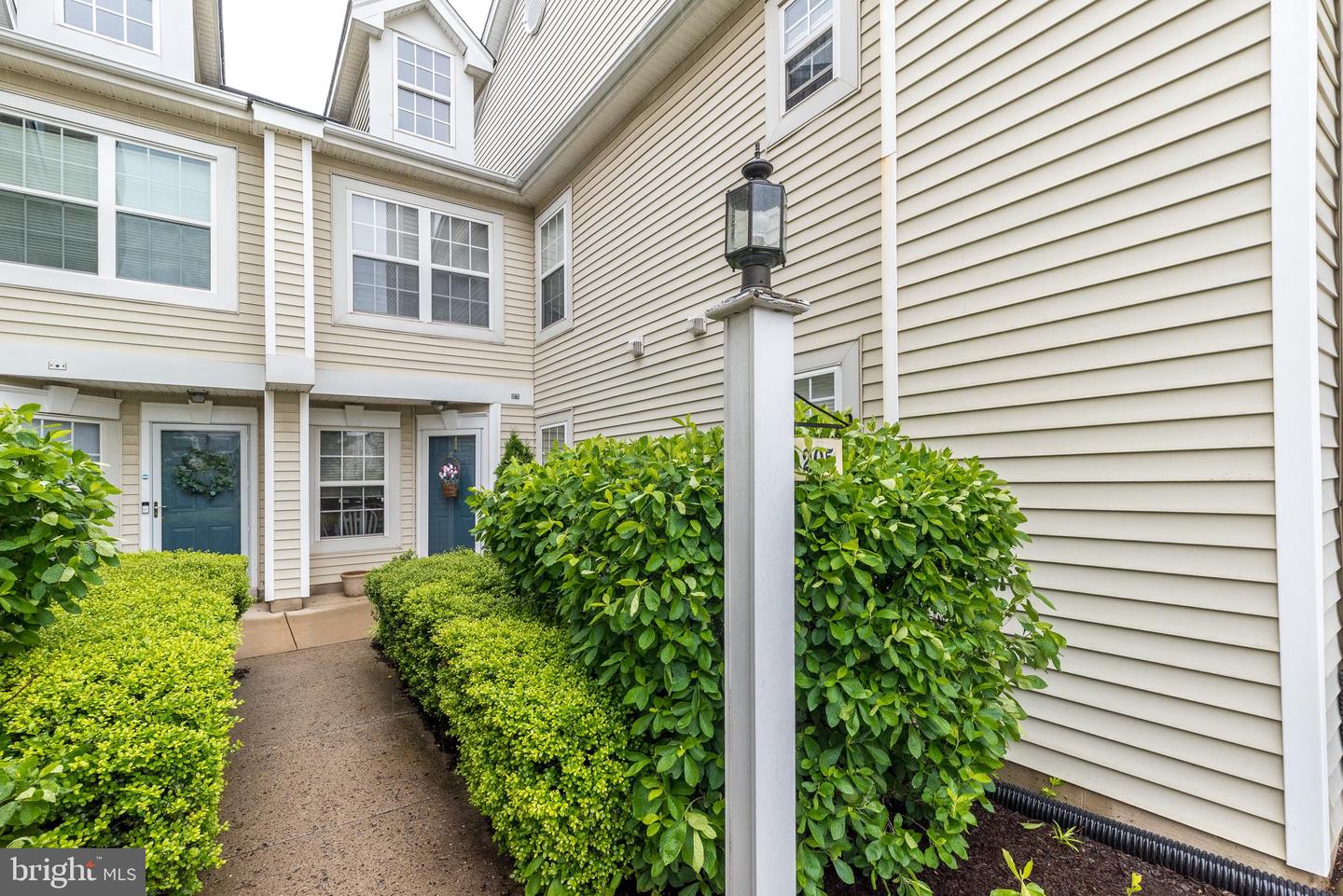 205 Strawberry Court, Warwick