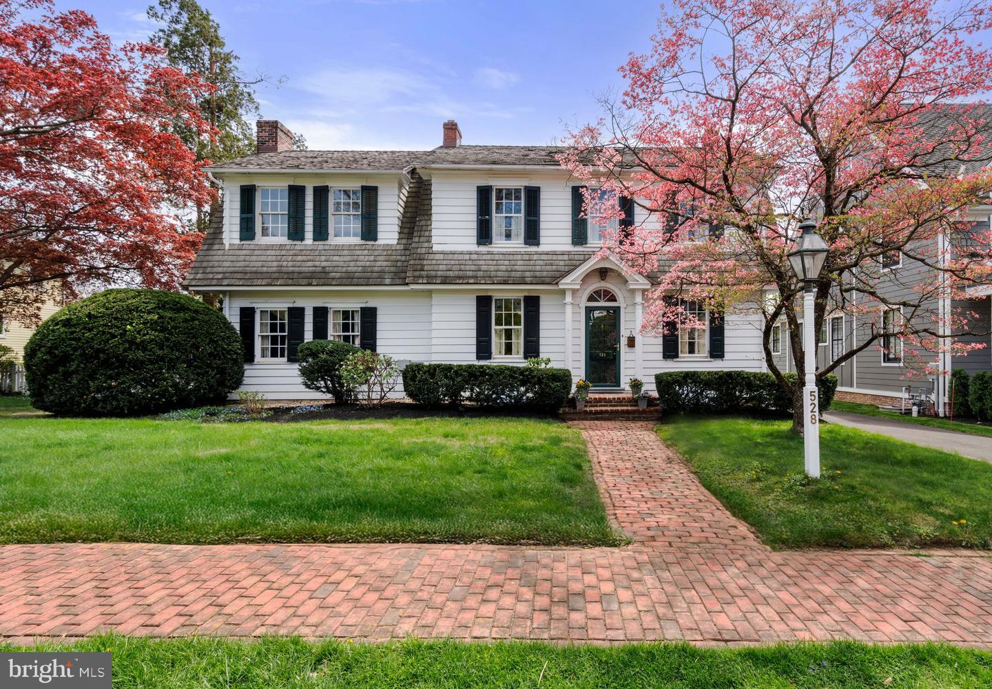 528 E Center Avenue, Newtown