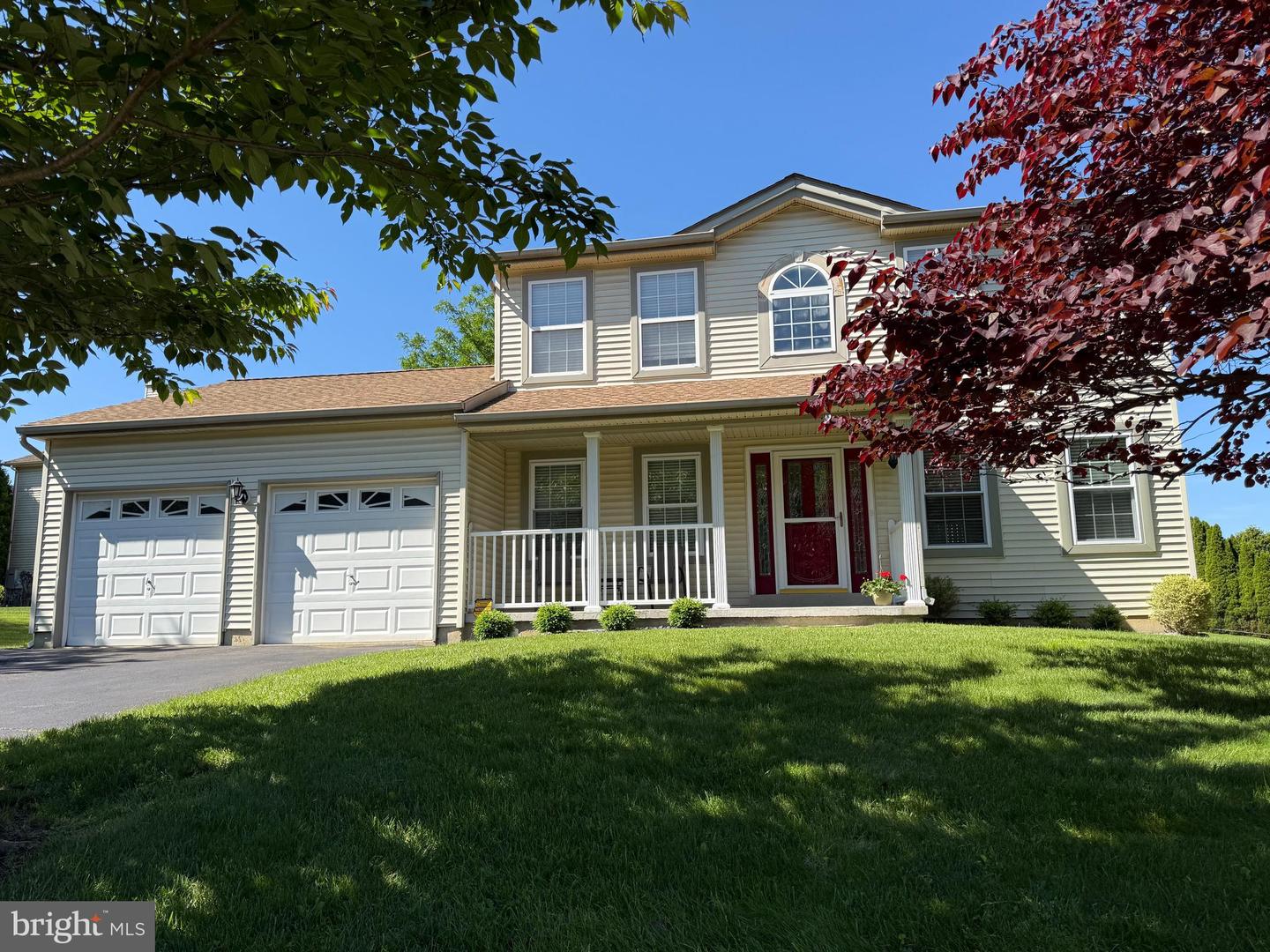 615 Nicole Drive, Southampton