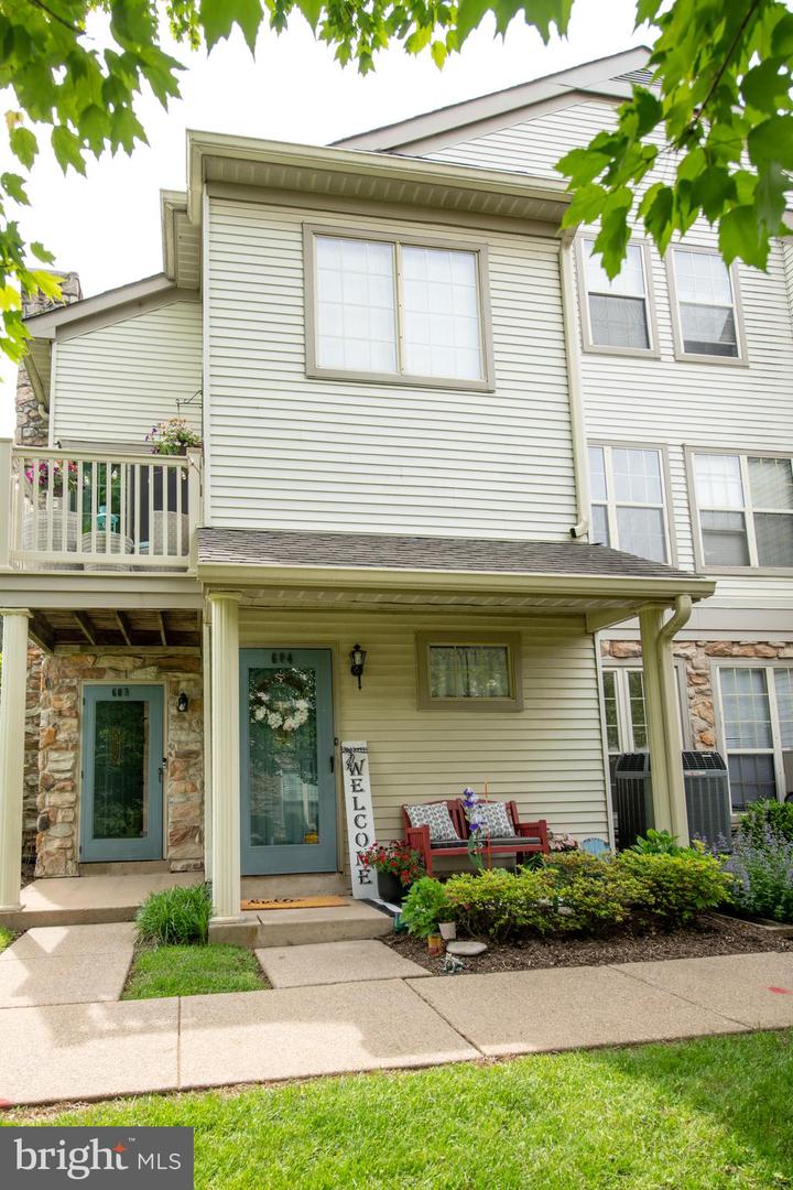 604 Remington Court, Chalfont