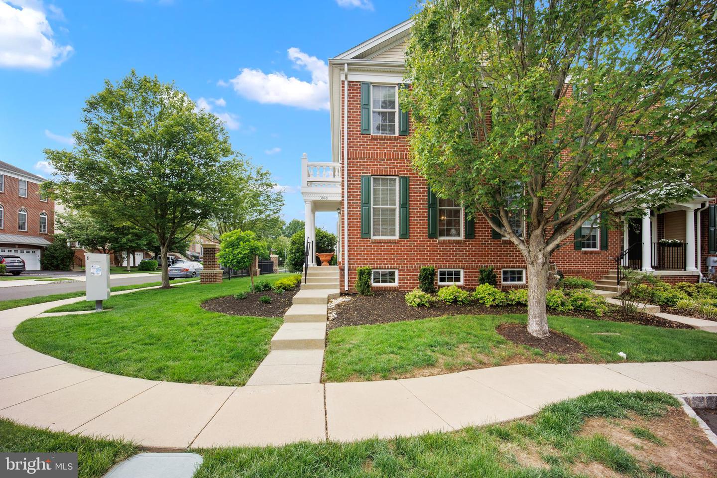 3040 Dorchester Street E, Furlong