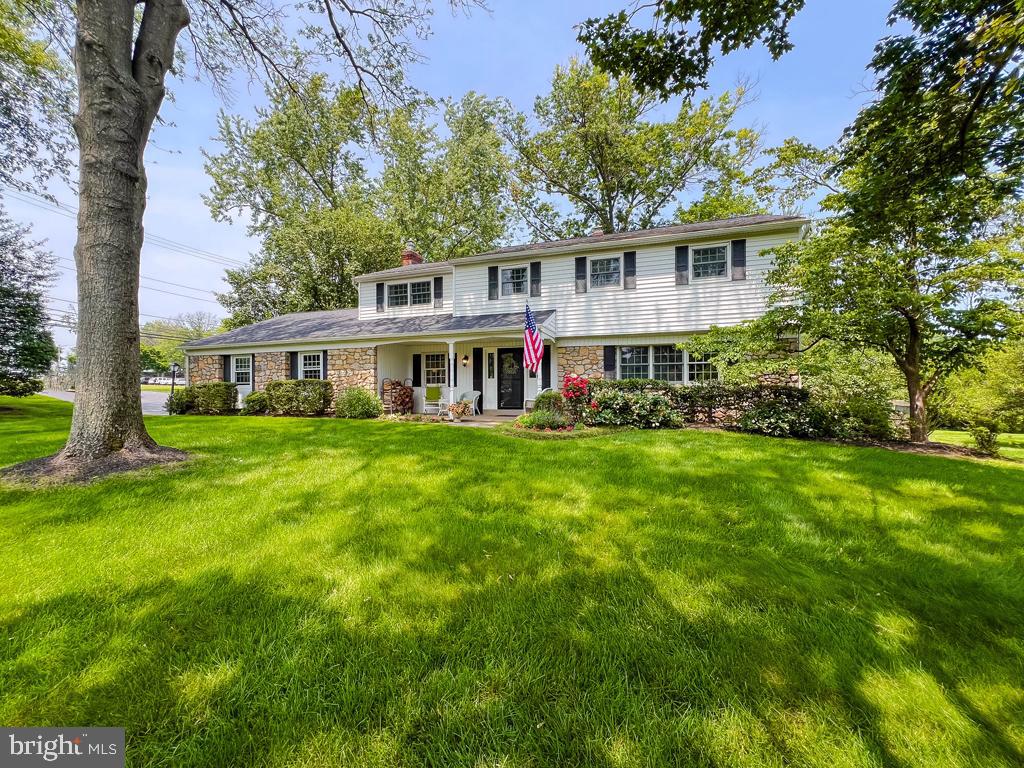922 Edgewood Road, Yardley