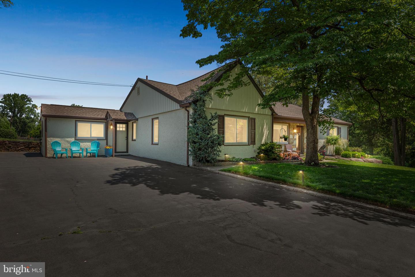 22 Indian Path Lane, Feasterville Trevose