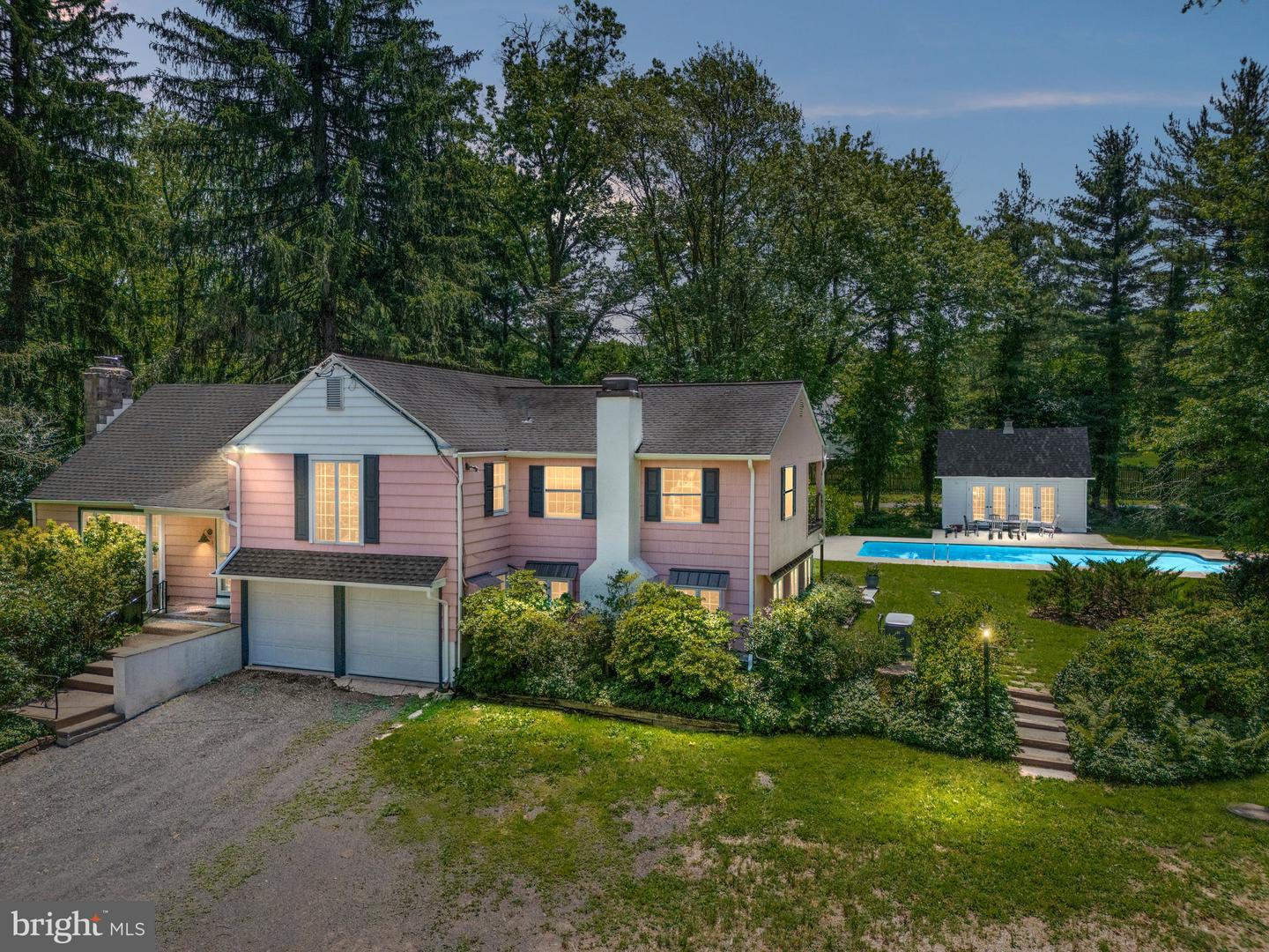 2692 Windy Bush Road, Newtown