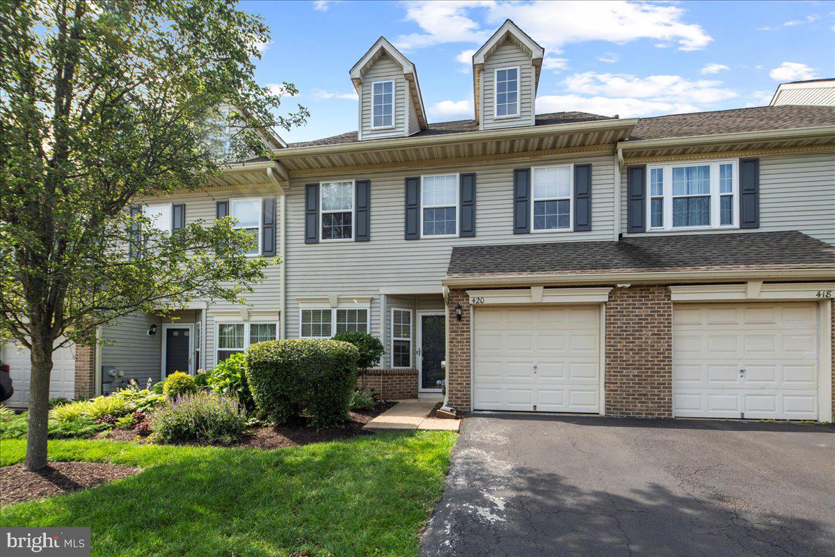 420 Fairview Way, New Hope
