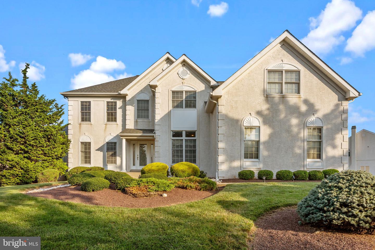 28 Dartmouth Lane, Richboro