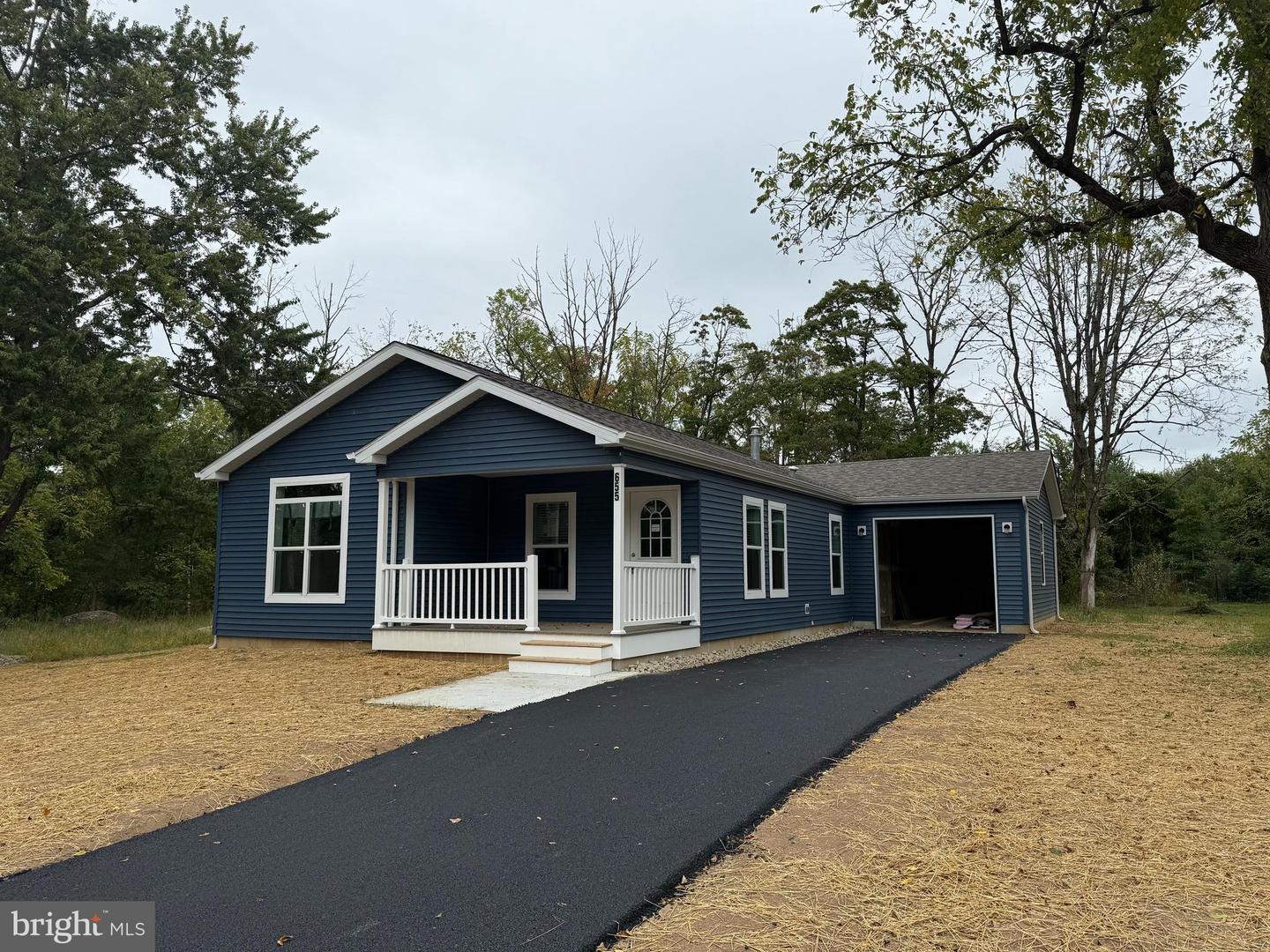 655 Roseanne Lane