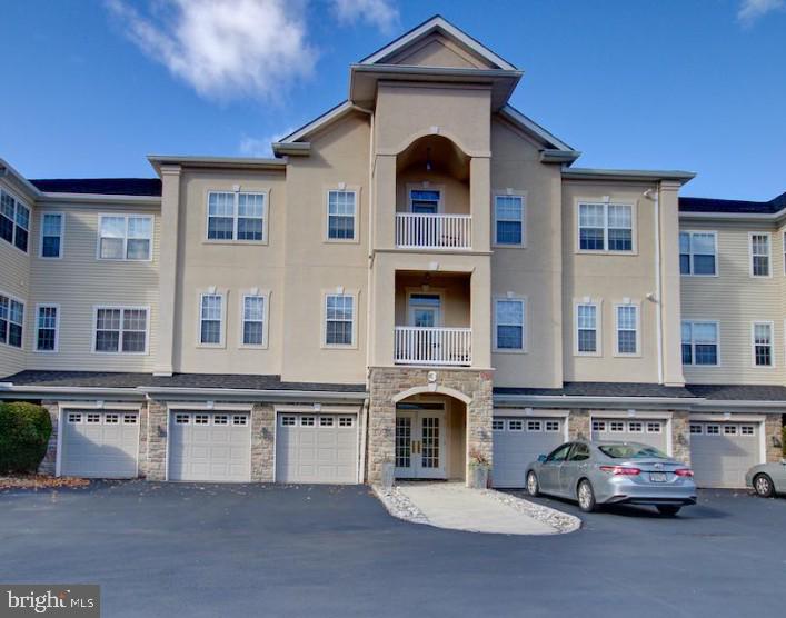 3 Falcon Drive #101, Holland