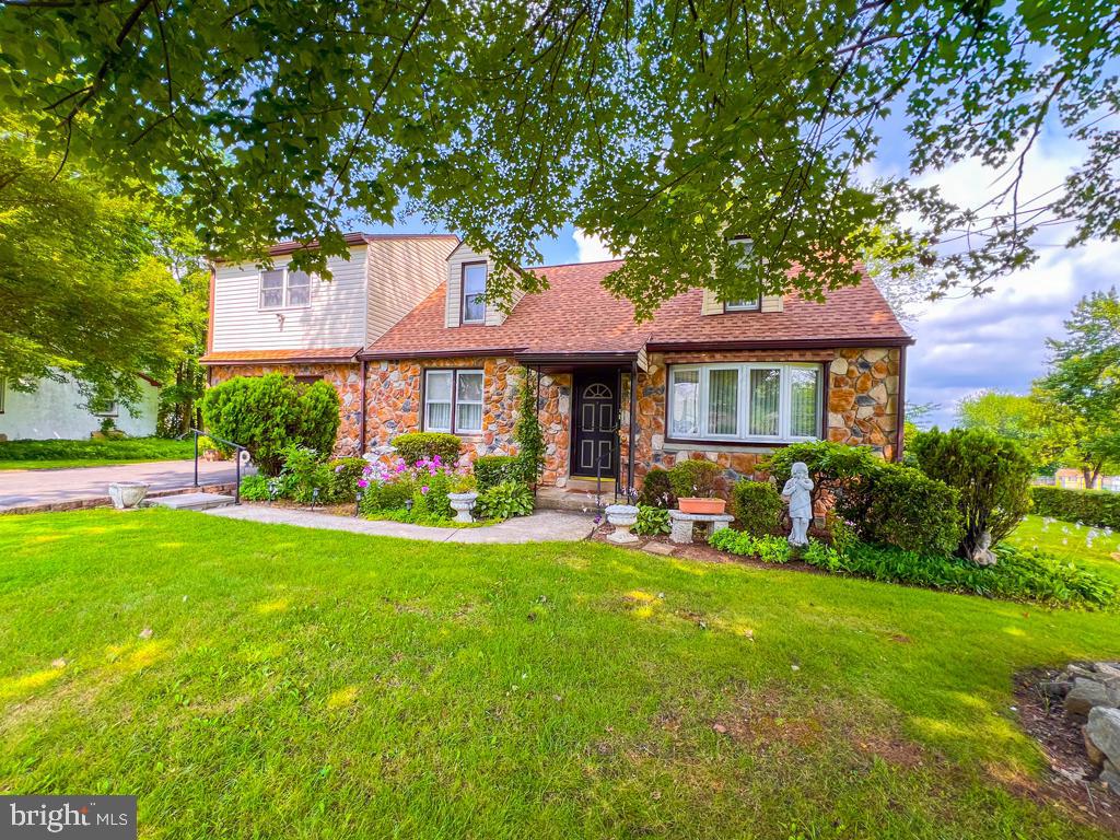 4546 Summit Lane, Bensalem