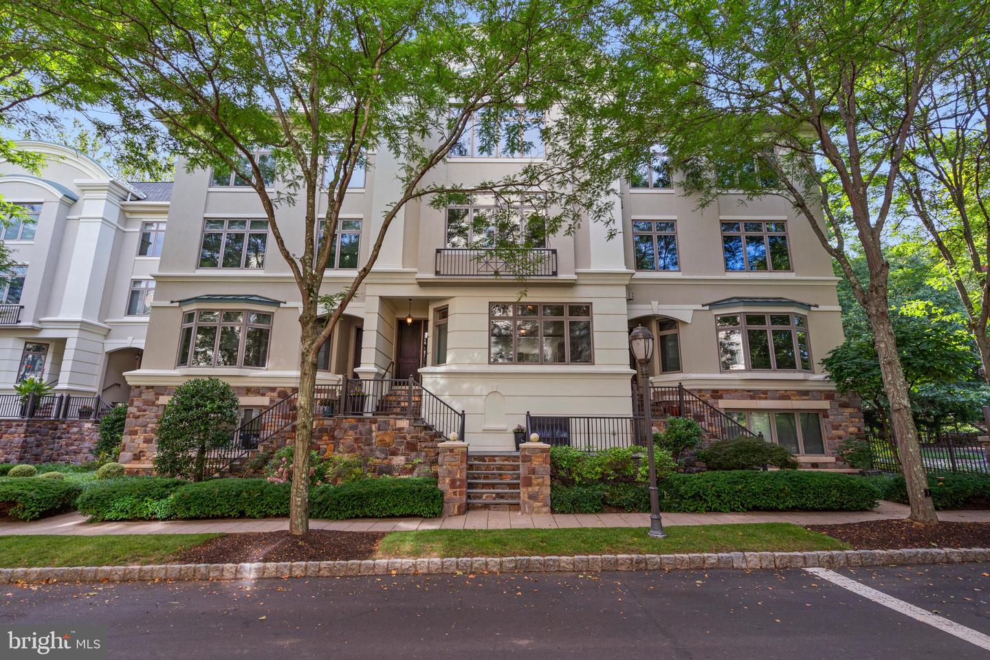 518 Waterview Place, New Hope