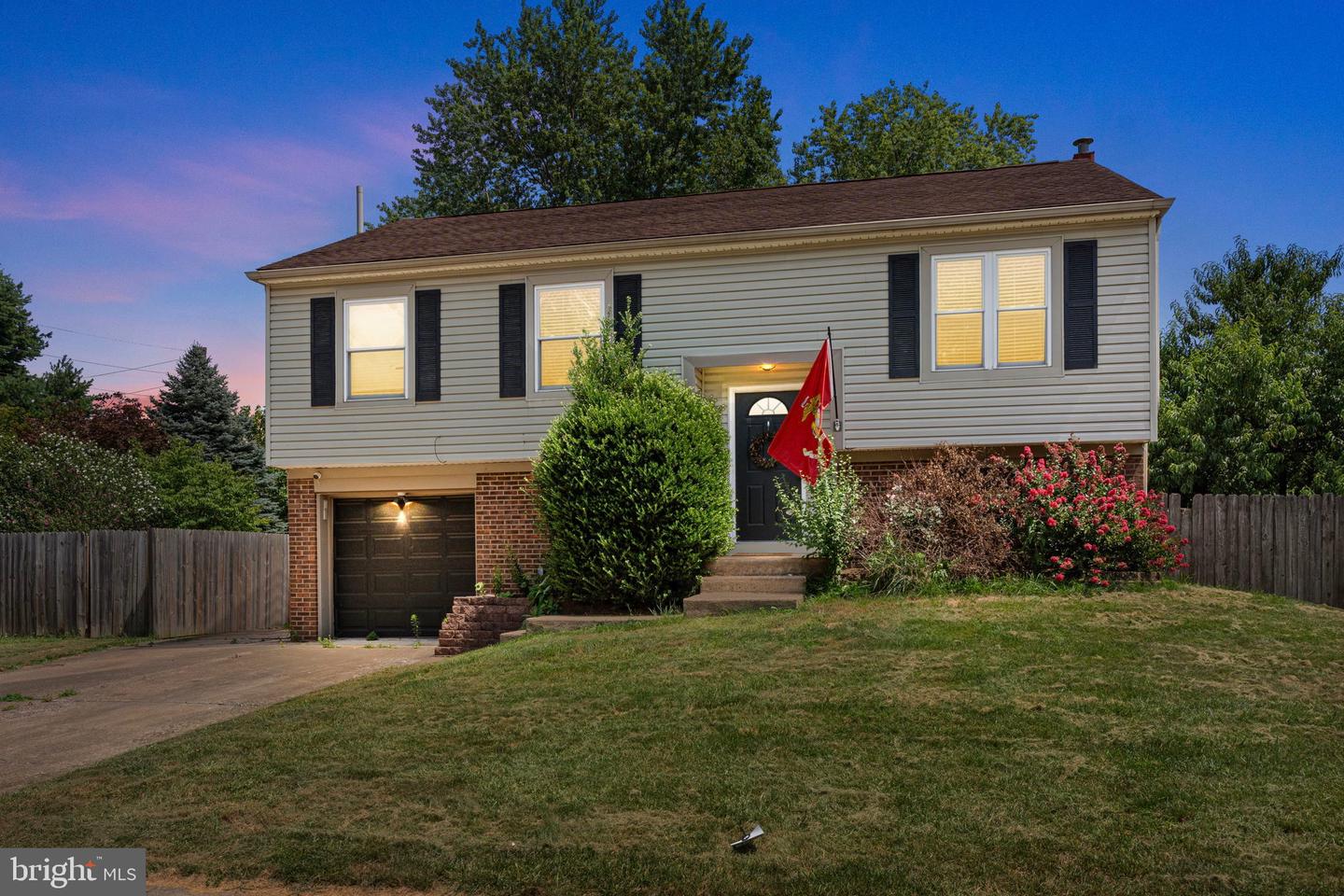 525 Nel Drive, Fairless Hills