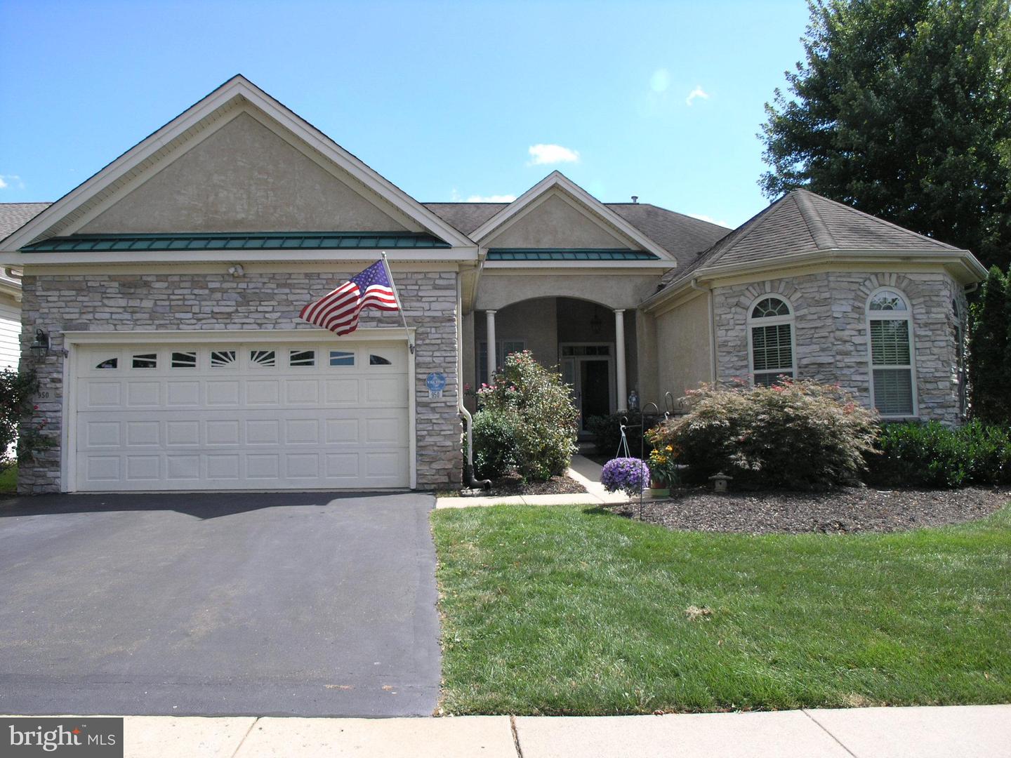 950 Nathaniel Trail, Warwick