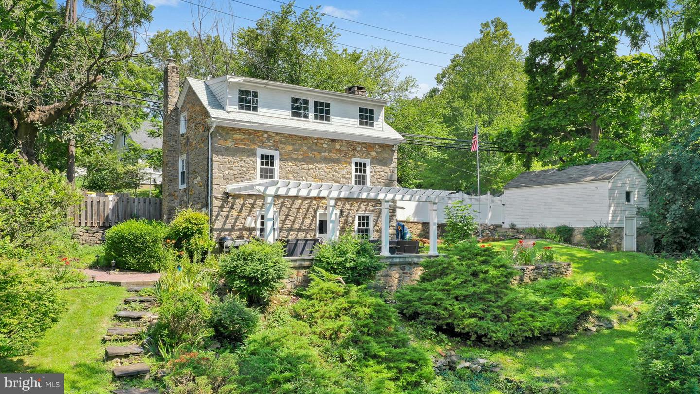 3316 Pa Route 212, Springtown