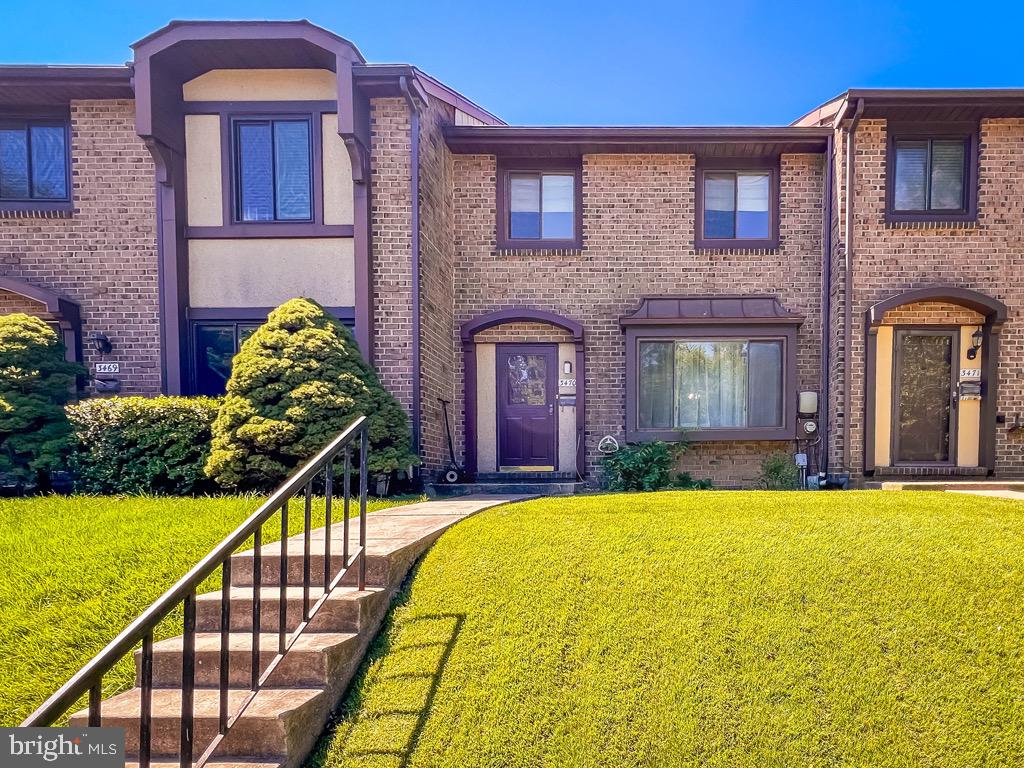 3470 E Gate Place, Holland