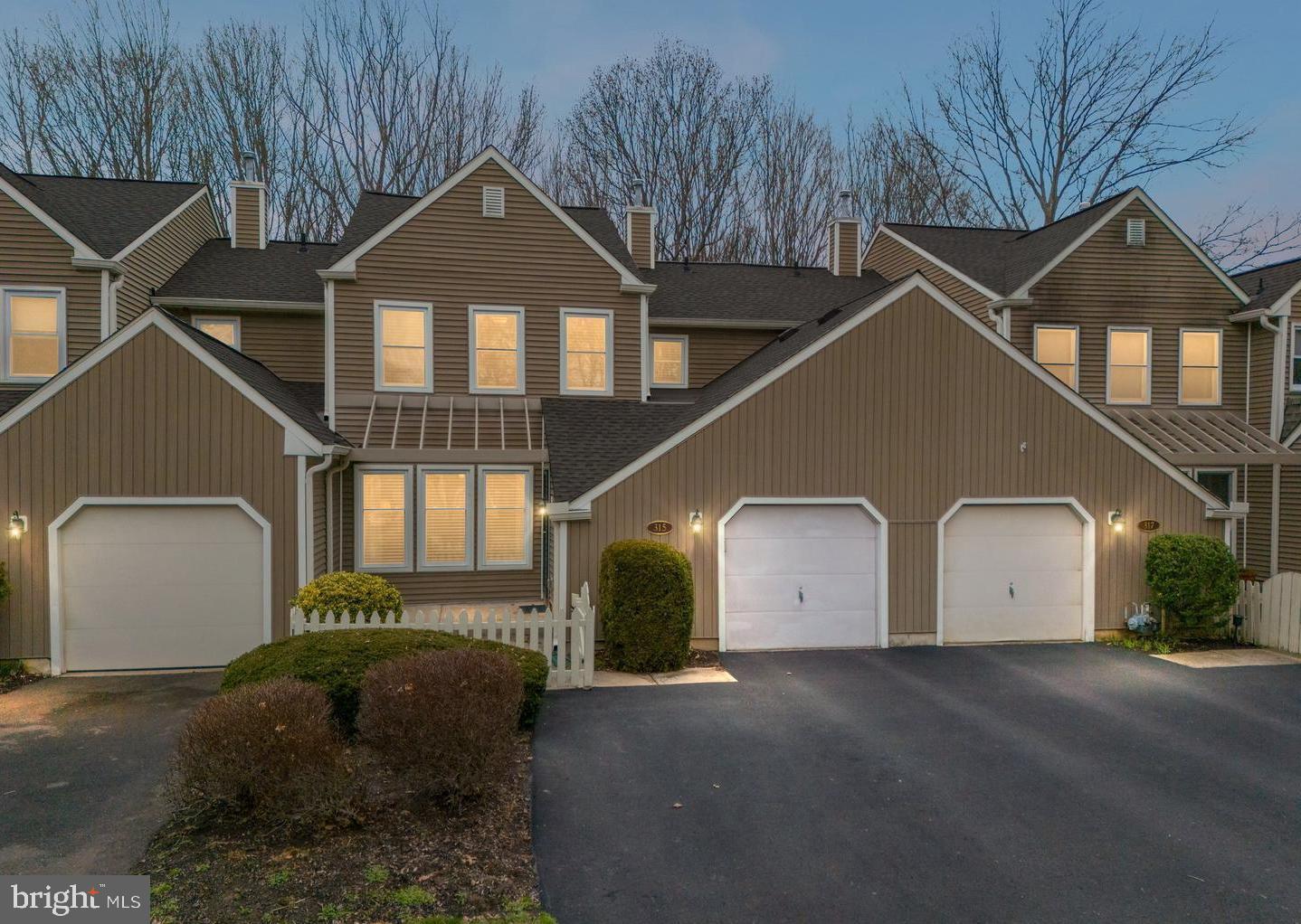 315 Rowantree Circle, Yardley