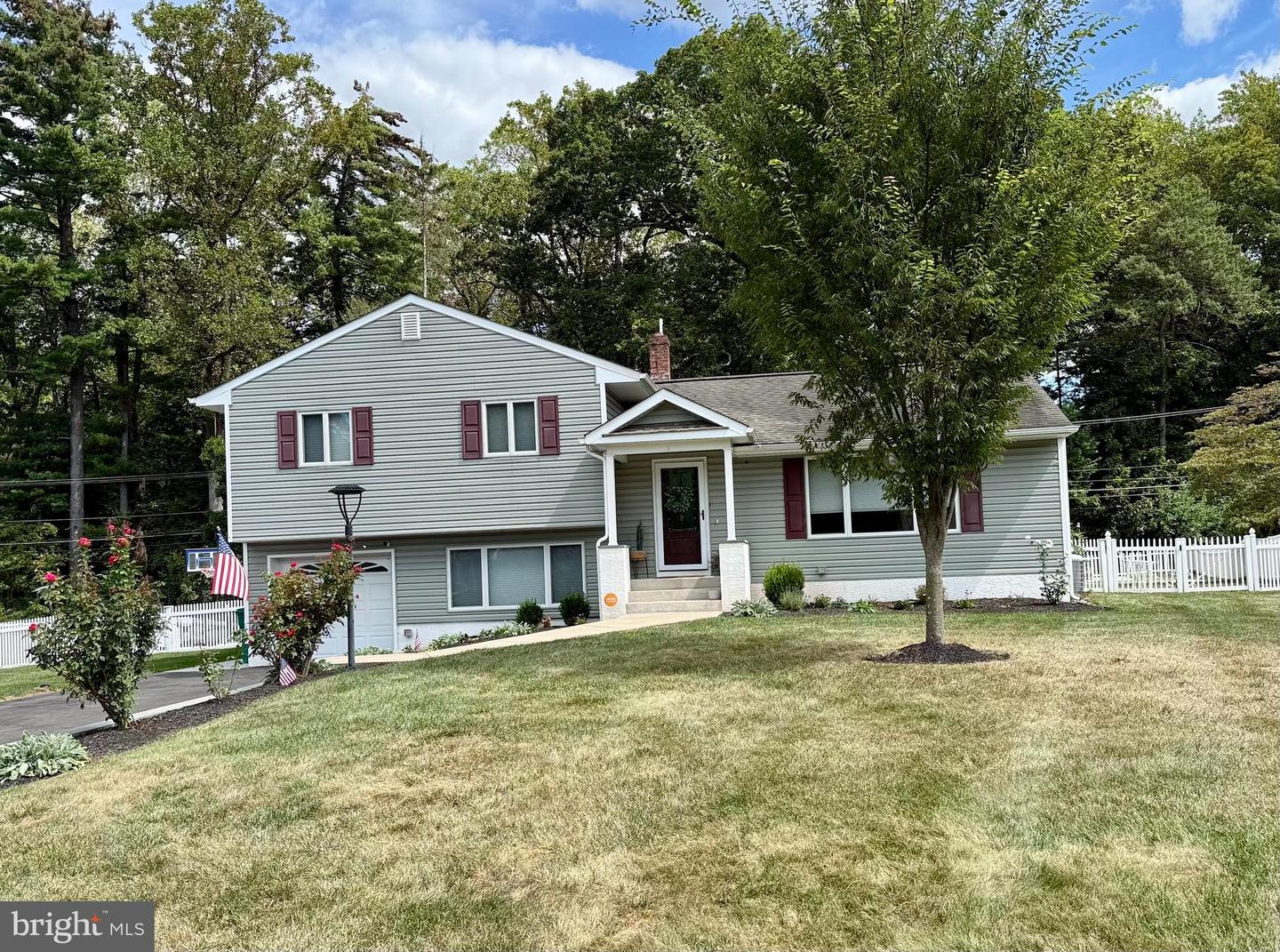11 Edgemere Drive, Yardley
