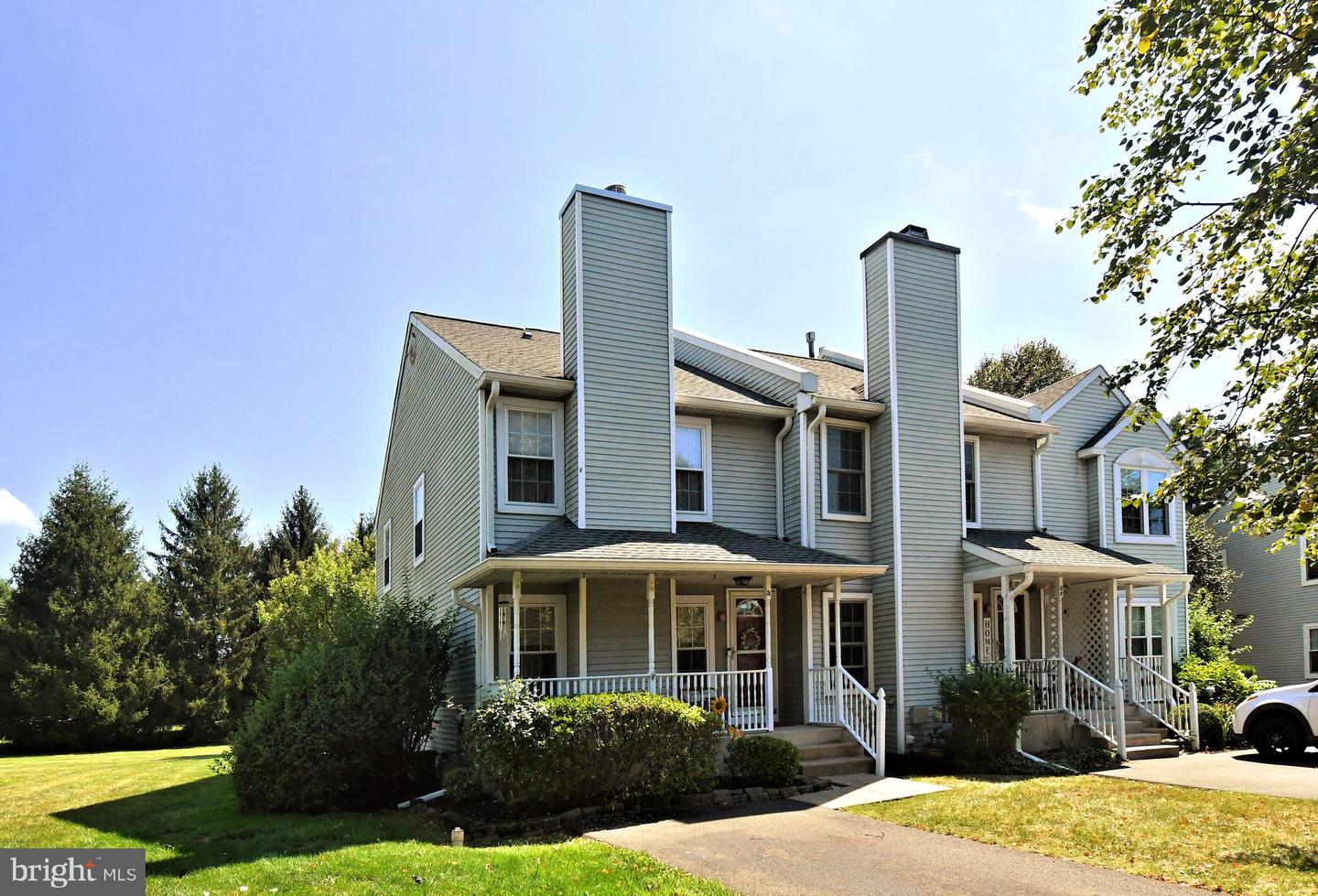 21 Violet Lane, Newtown